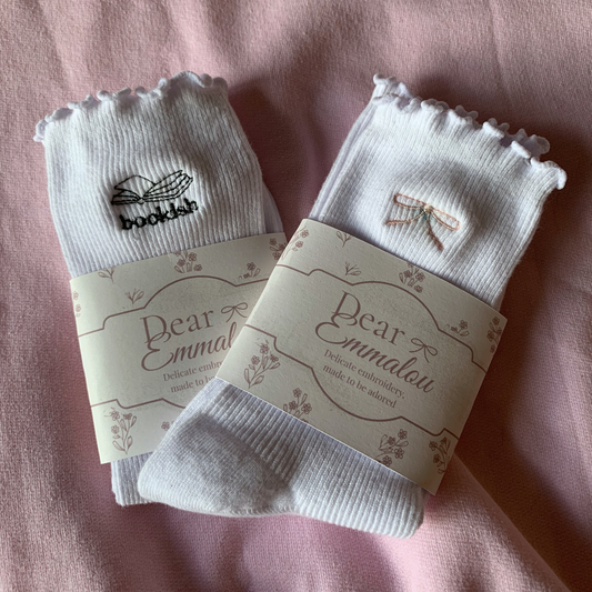 Bow Embroidered Ruffle Socks