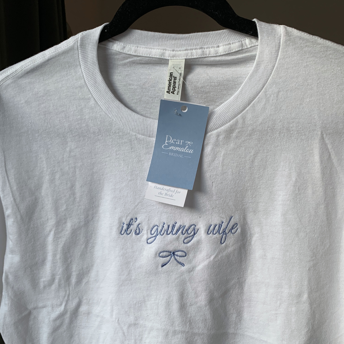 It's Giving Wife Embroidered Crop T-Shirt